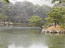 金閣寺29 雪降る鏡湖池