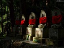 室生寺26　陽を受ける石仏